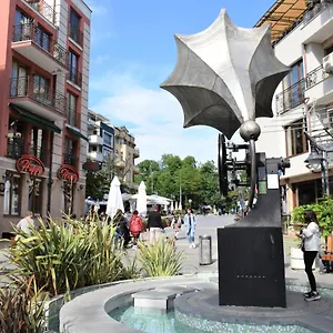  Apartment Center Gramophone With Private Parking